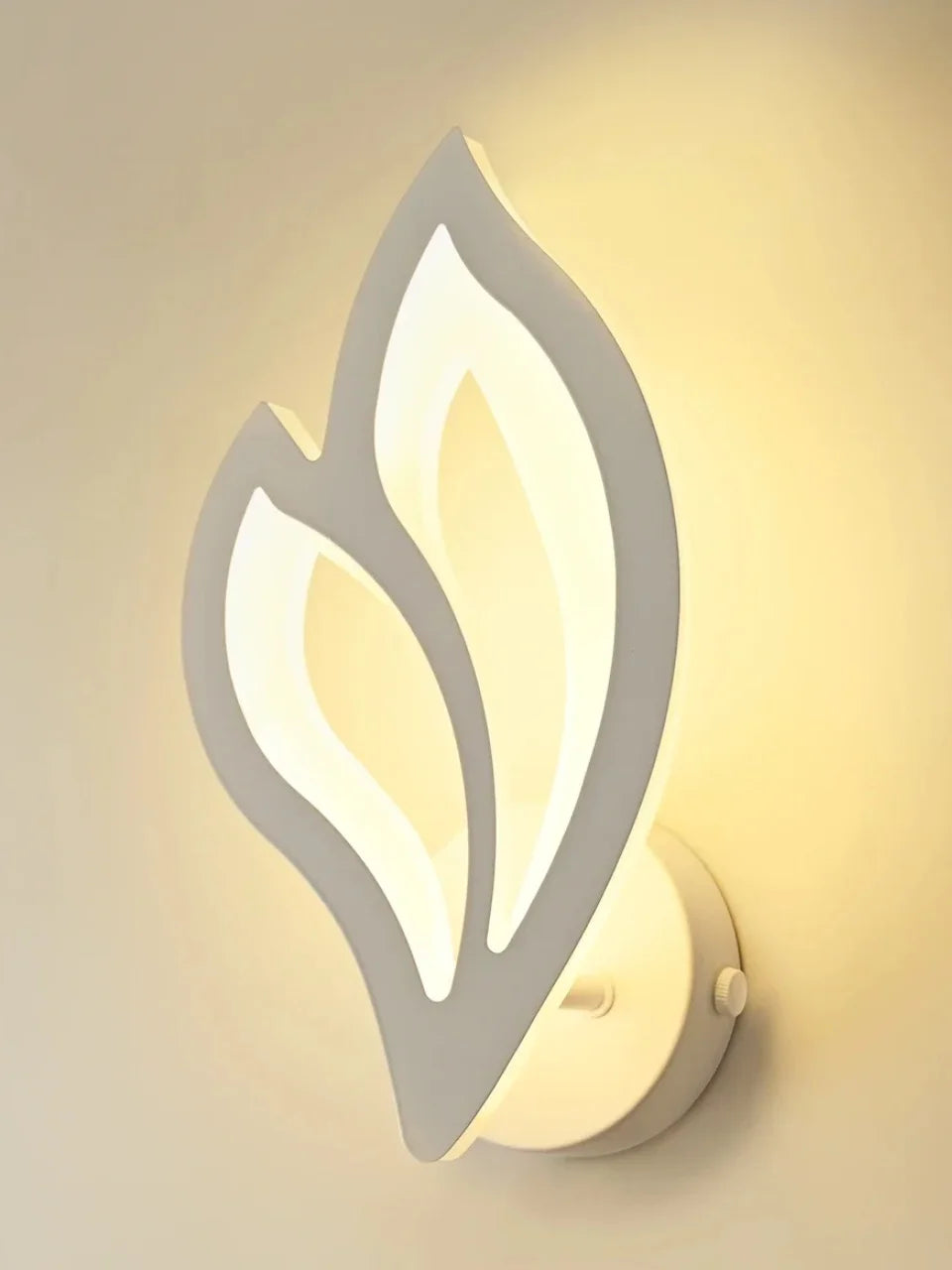 Modern LED Wall Sconce – Minimalist Bedroom Wall Light
